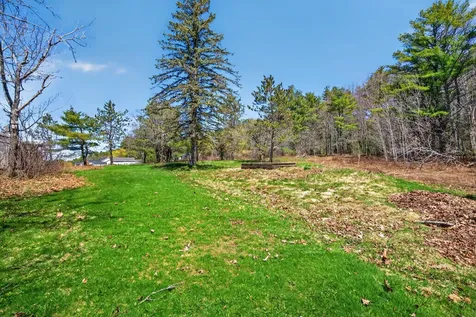 133 Gardiner Road Wiscasset ME 04578