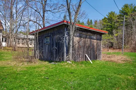 133 Gardiner Road Wiscasset ME 04578