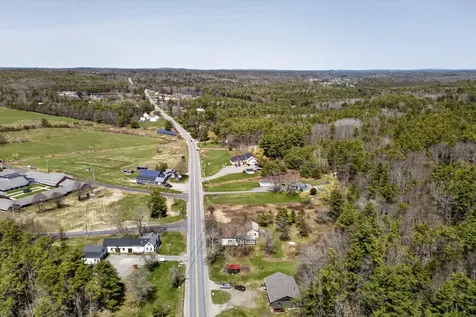 133 Gardiner Road Wiscasset ME 04578