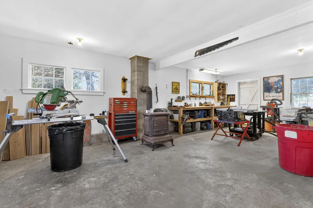 68 Payne Road Scarborough ME 04074