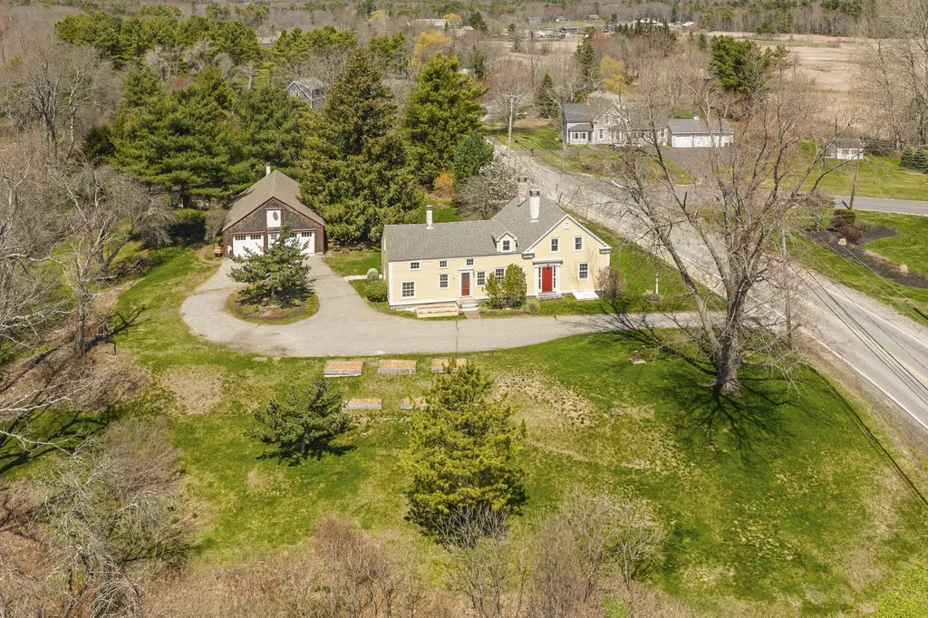 68 Payne Road Scarborough ME 04074