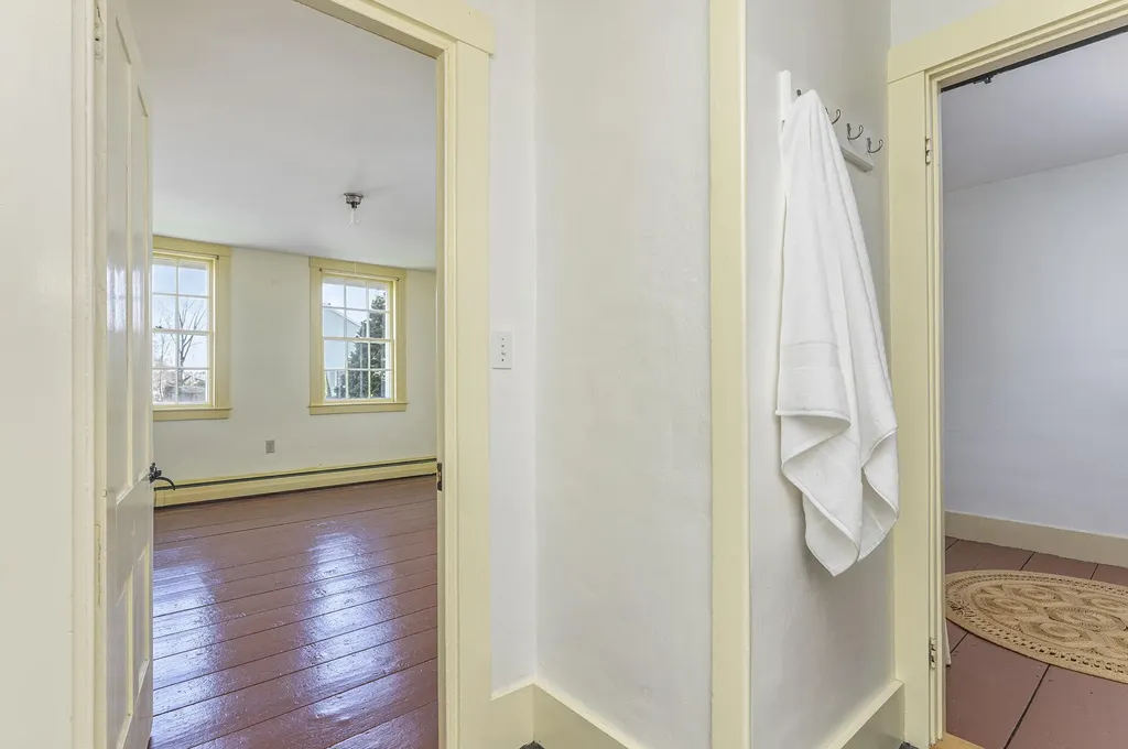 68 Payne Road Scarborough ME 04074