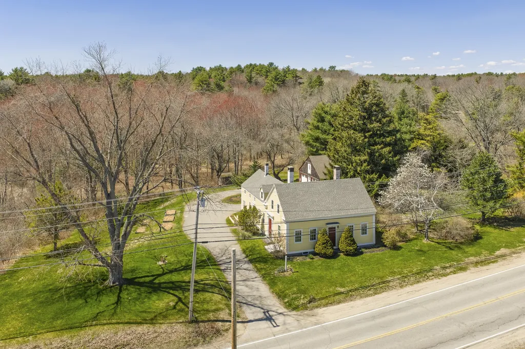 68 Payne Road Scarborough ME 04074
