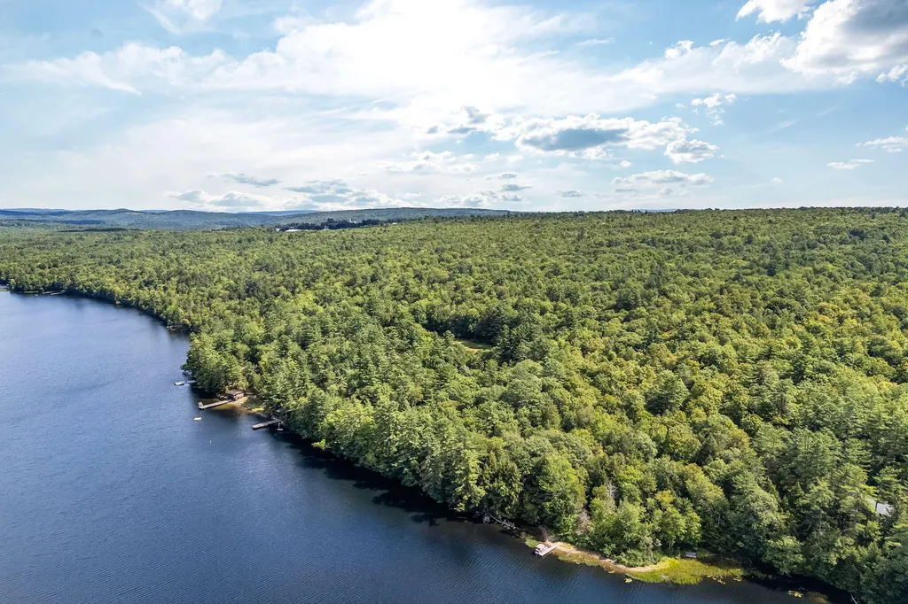 75 Menatoma Camp Road Readfield ME 04355