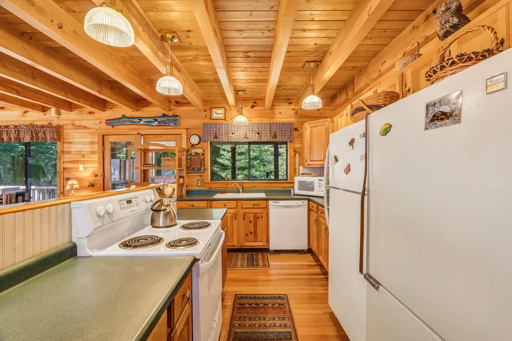 75 Menatoma Camp Road Readfield ME 04355