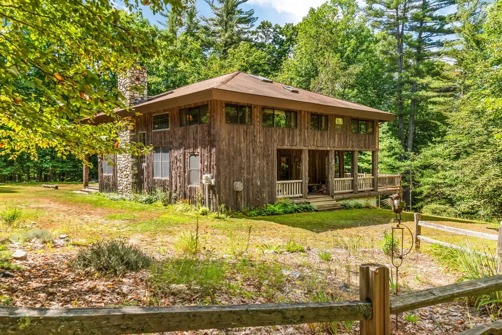 75 Menatoma Camp Road Readfield ME 04355
