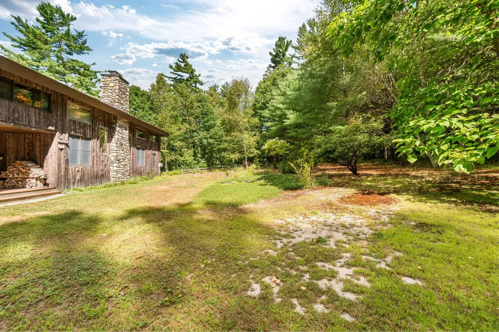 75 Menatoma Camp Road Readfield ME 04355