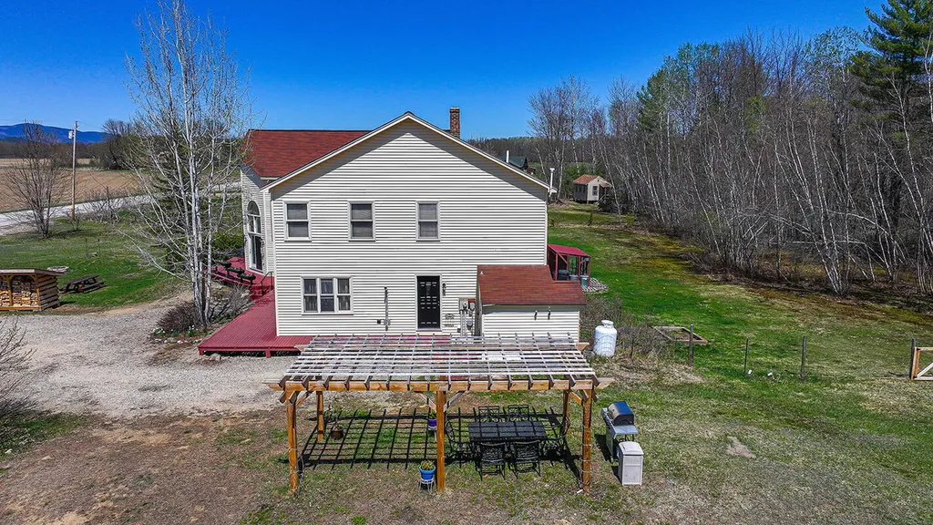137 Mcneil Road Fryeburg ME 04037