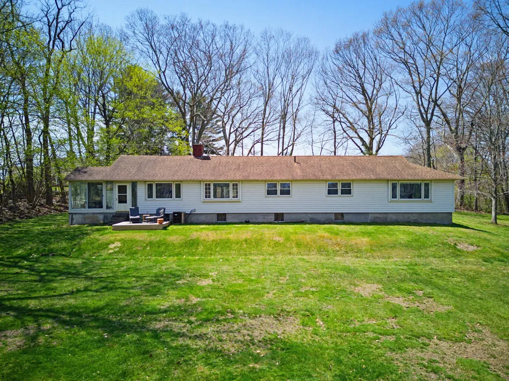 90 Southside Road York ME 03909