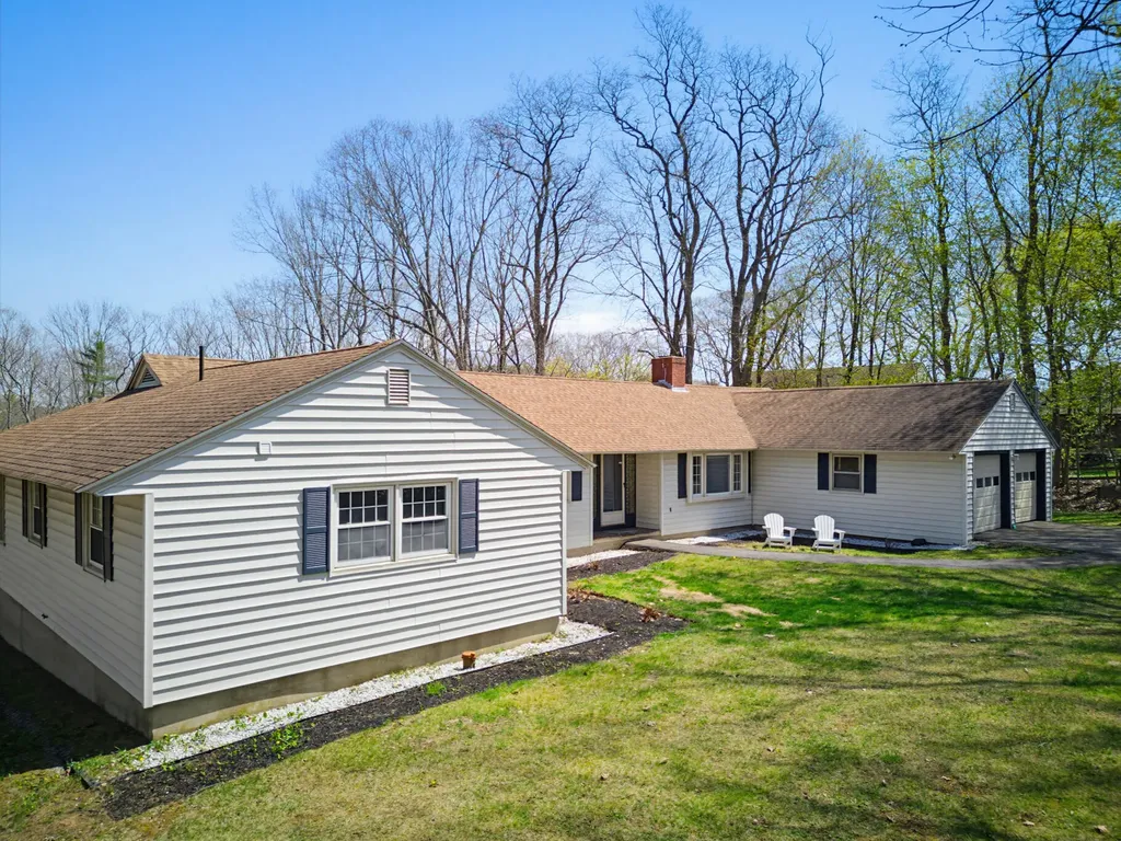 90 Southside Road York ME 03909