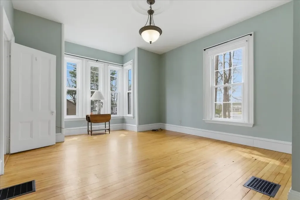 18 Cushman Street Augusta ME 04330
