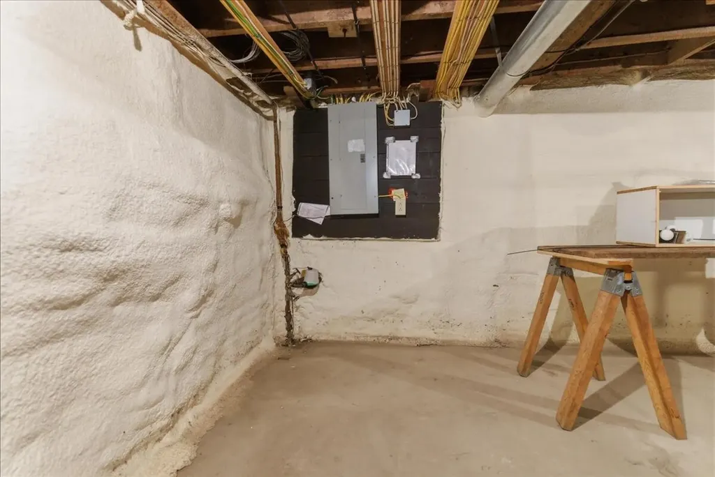 18 Cushman Street Augusta ME 04330