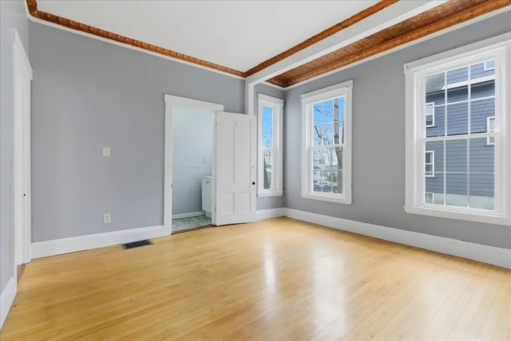 18 Cushman Street Augusta ME 04330