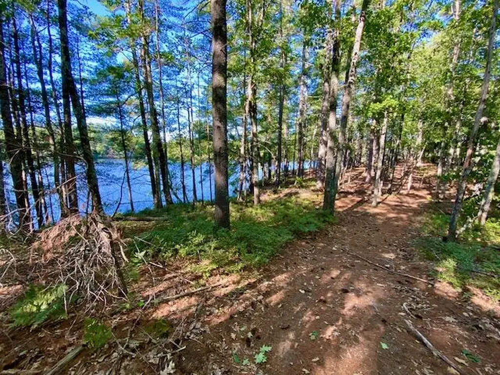 M17L1 New Dam Road Waterboro ME 04061