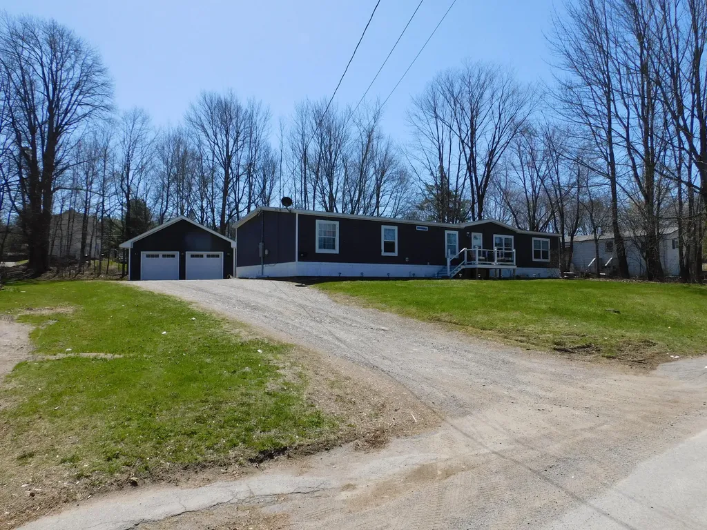 56 Monroe Street Calais ME 04619