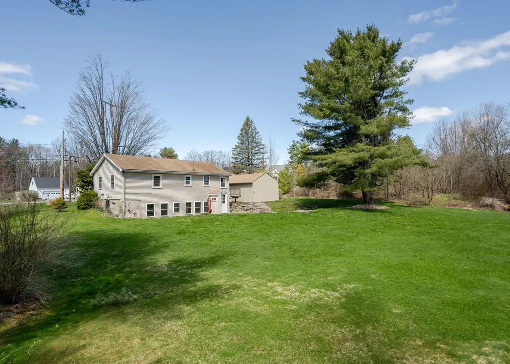 203 Gray Road Falmouth ME 04105