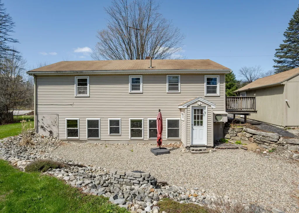 203 Gray Road Falmouth ME 04105