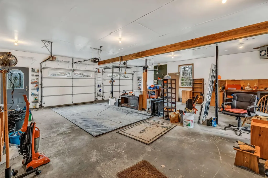 65 Monroe Road Hampden ME 04444