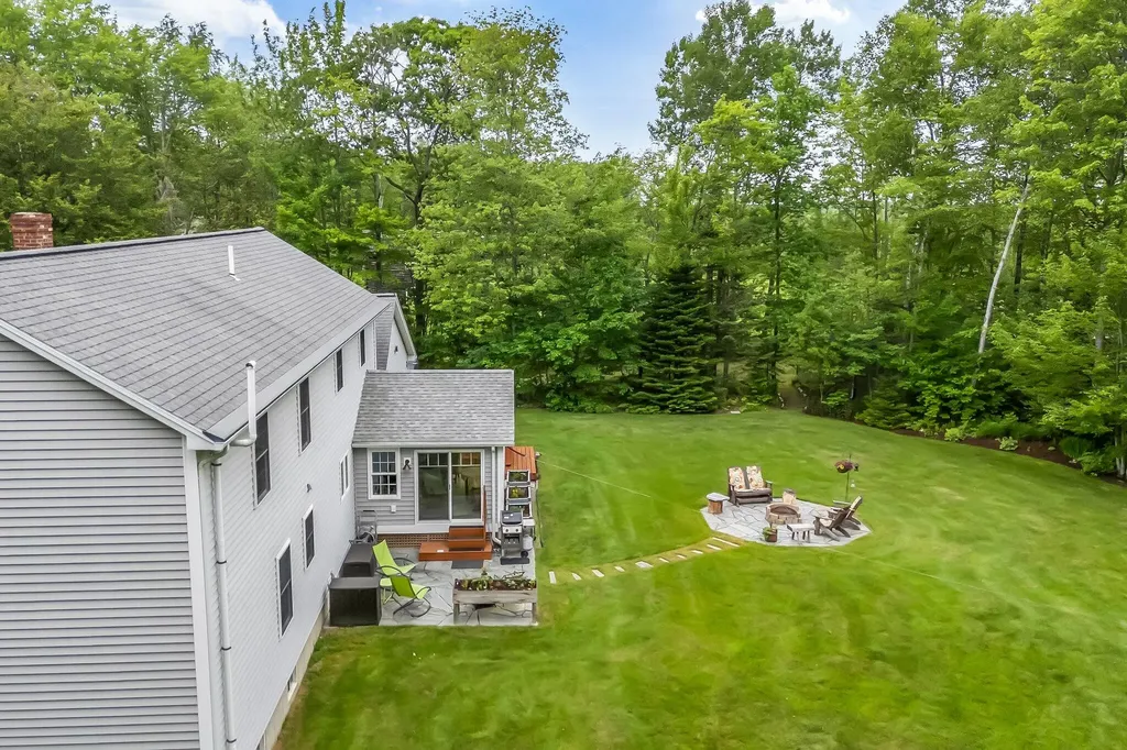 65 Monroe Road Hampden ME 04444