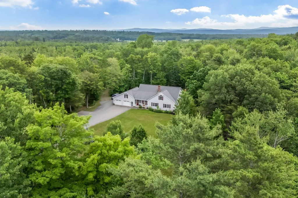 65 Monroe Road Hampden ME 04444