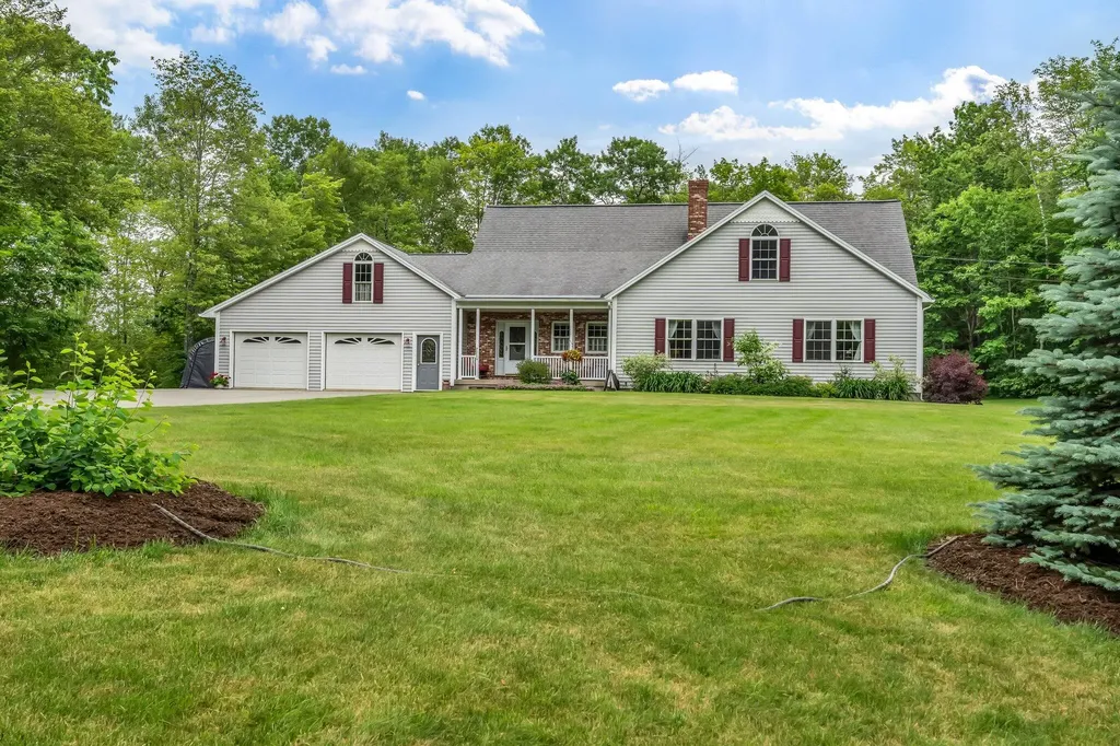 65 Monroe Road Hampden ME 04444