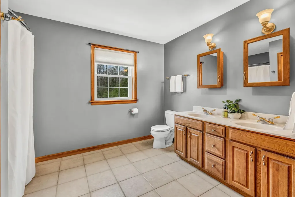 65 Monroe Road Hampden ME 04444