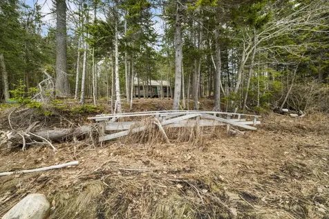 8-92-1 Derek Way Harpswell ME 04079