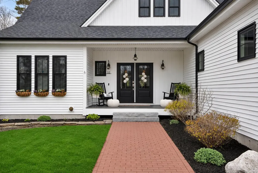 32 Spiller Road Gorham ME 04038