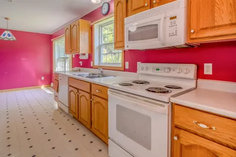 562 Main Street Rockport ME 04856