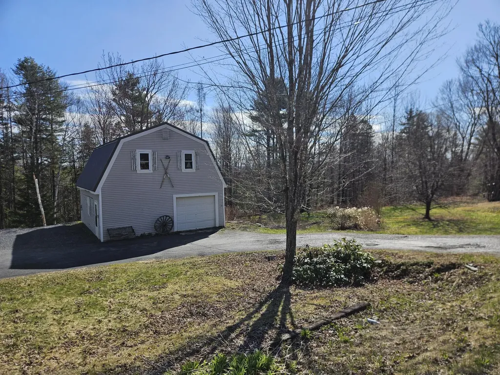 272 N Guilford Road Monson ME 04464