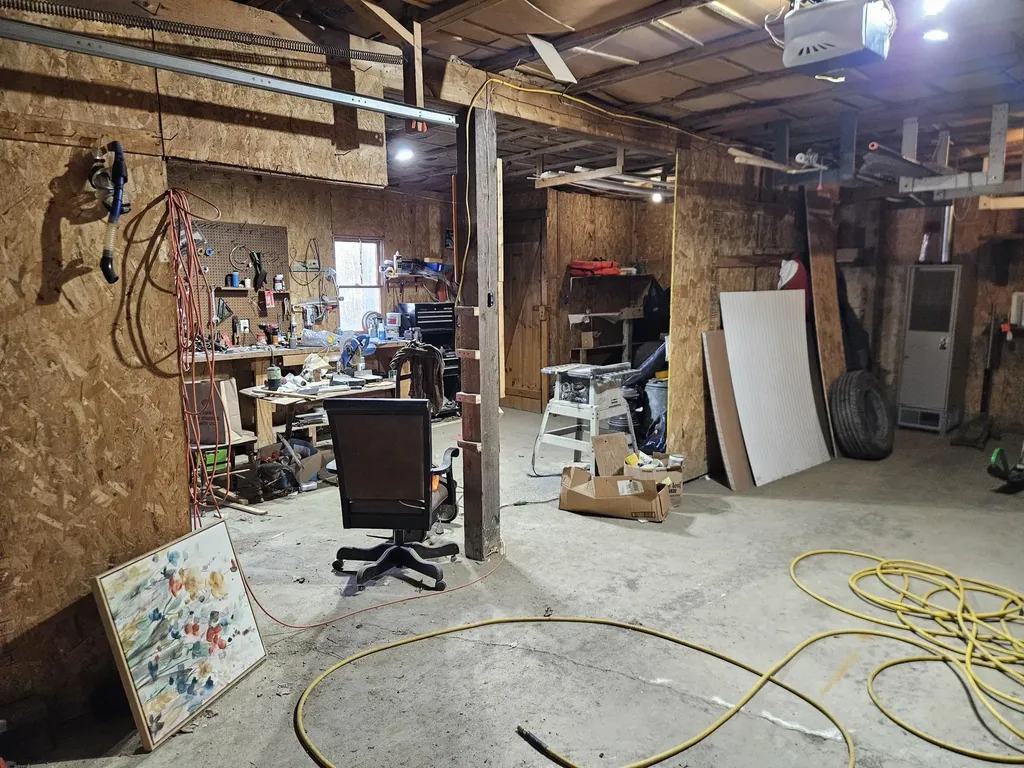 272 N Guilford Road Monson ME 04464