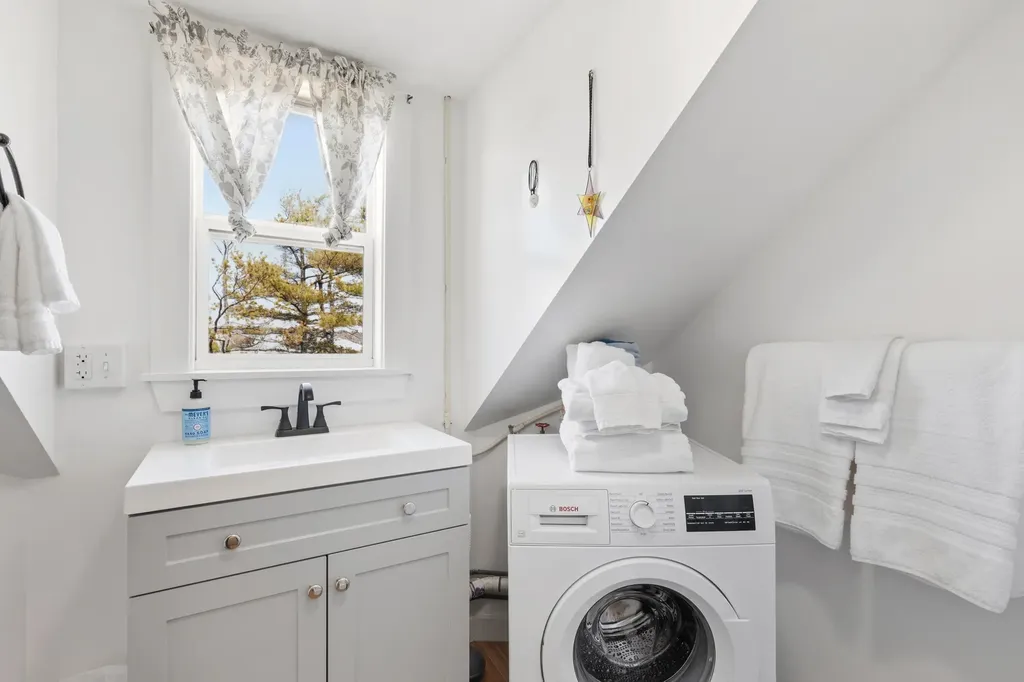 360 Pine Point Road Scarborough ME 04074