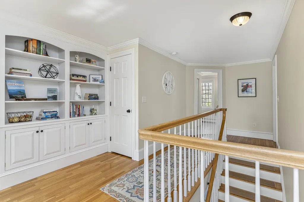 9 Picnic Hill Road Freeport ME 04032