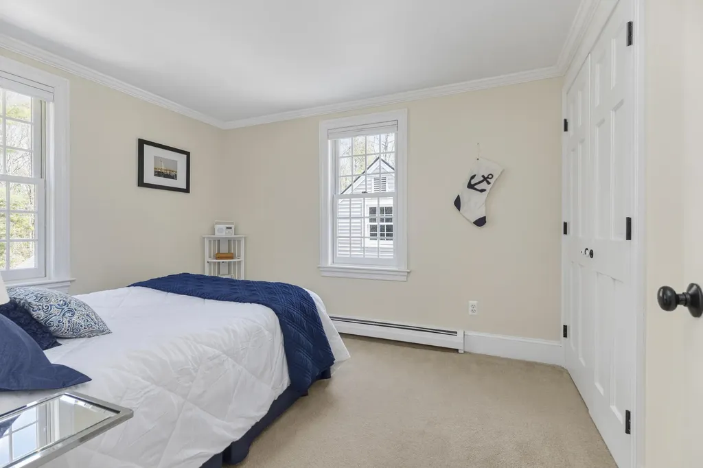9 Picnic Hill Road Freeport ME 04032