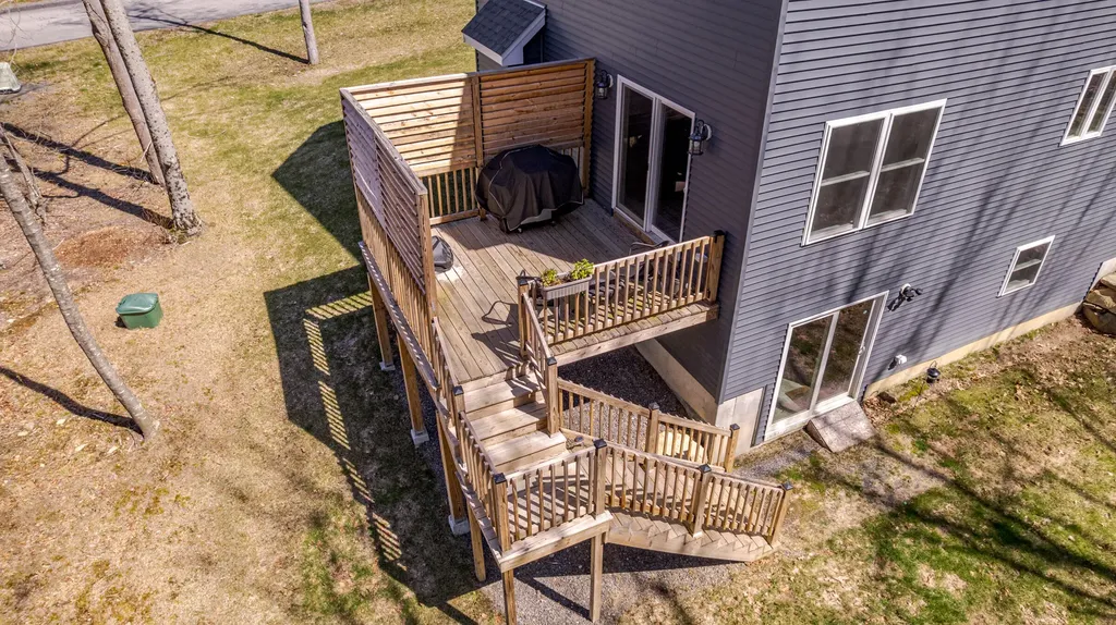 32 Haflinger Lane Berwick ME 03901