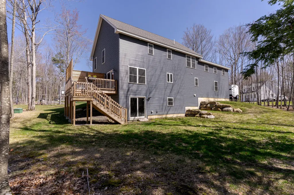 32 Haflinger Lane Berwick ME 03901