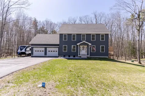 32 Haflinger Lane Berwick ME 03901