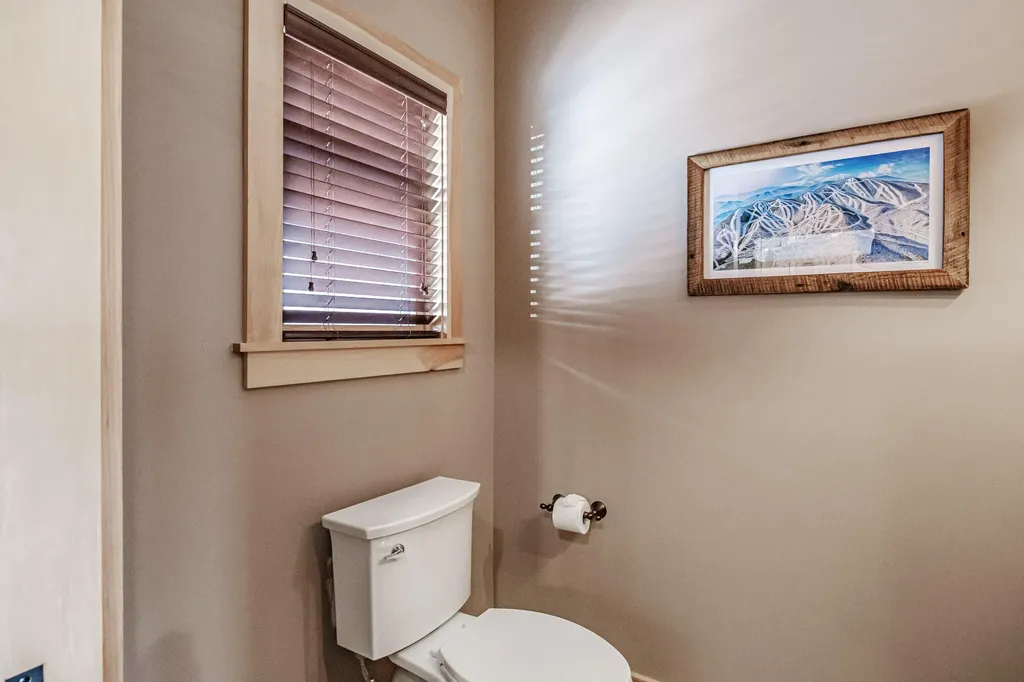 40 Overpass Road Newry ME 04261