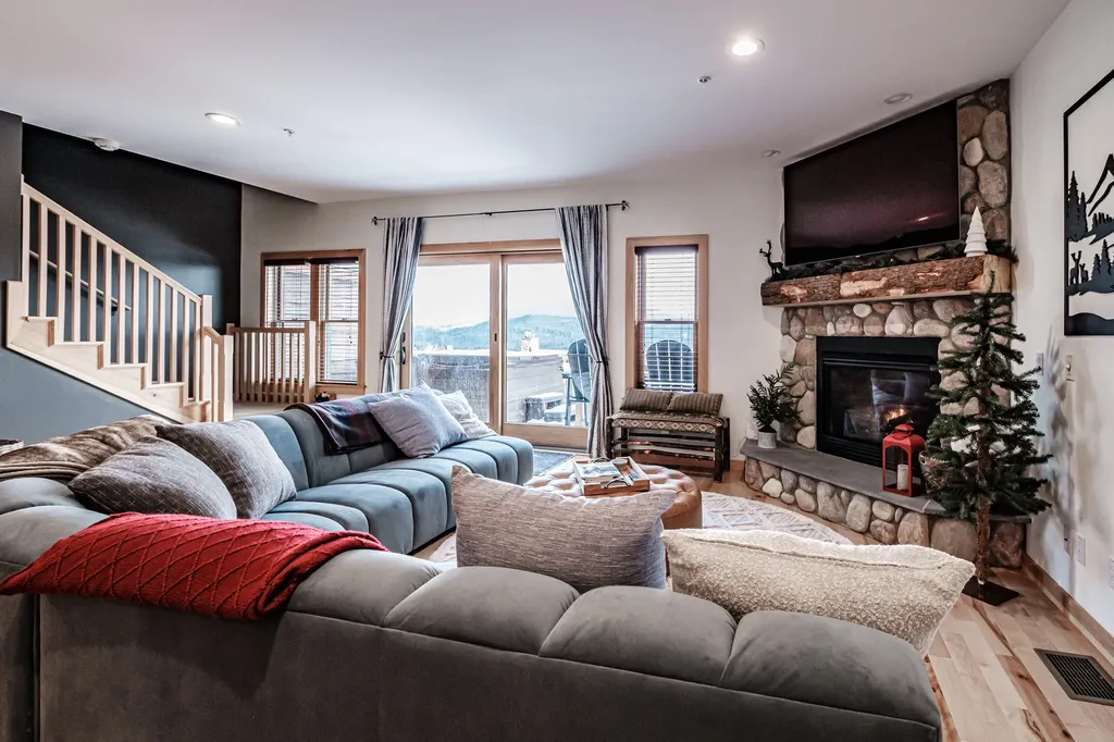 40 Overpass Road Newry ME 04261
