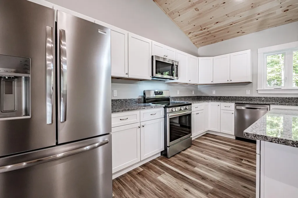 23 Harvest Lane Bridgton ME 04009