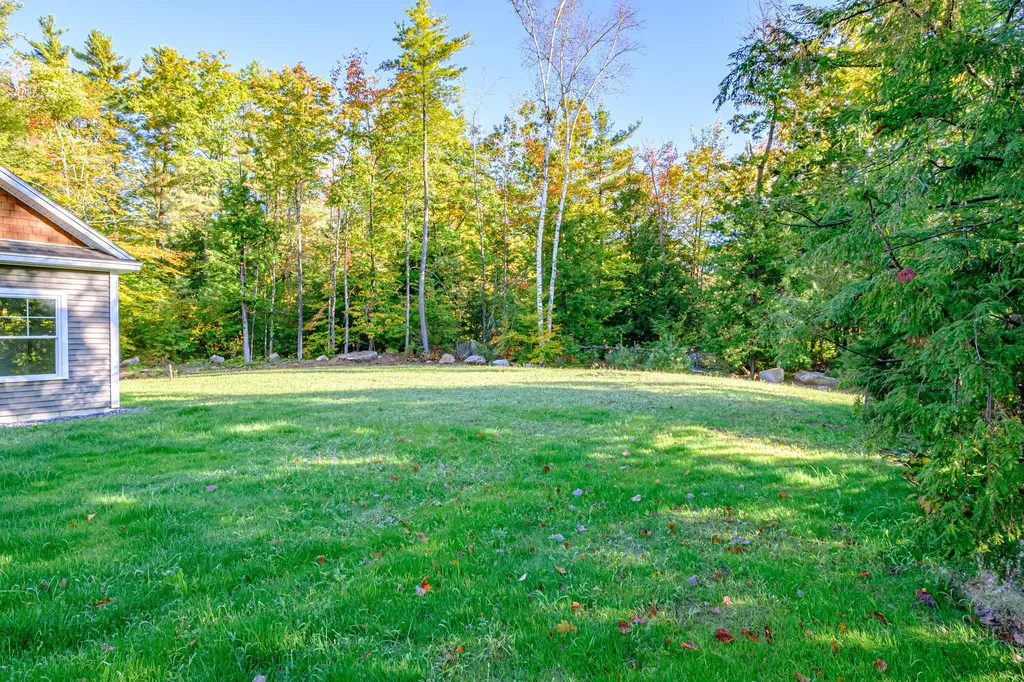 23 Harvest Lane Bridgton ME 04009