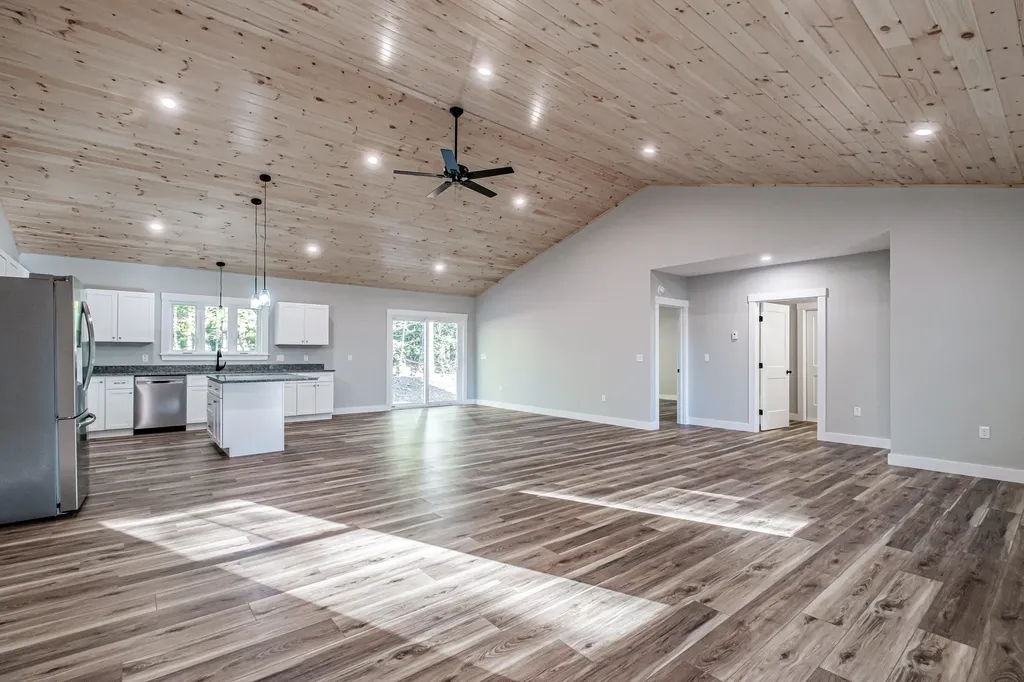 23 Harvest Lane Bridgton ME 04009