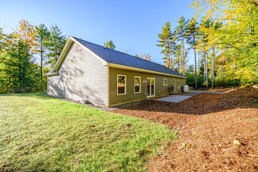 23 Harvest Lane Bridgton ME 04009