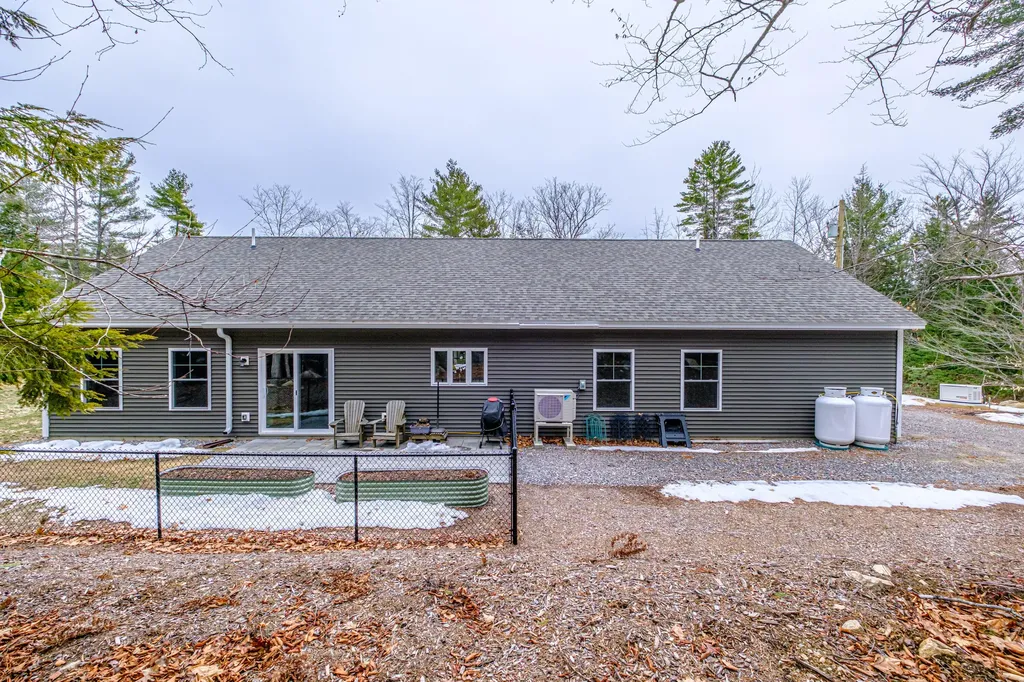 23 Harvest Lane Bridgton ME 04009