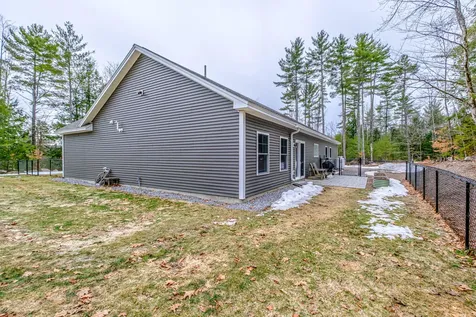 23 Harvest Lane Bridgton ME 04009