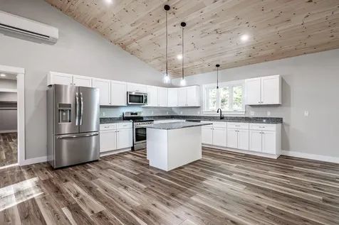 23 Harvest Lane Bridgton ME 04009