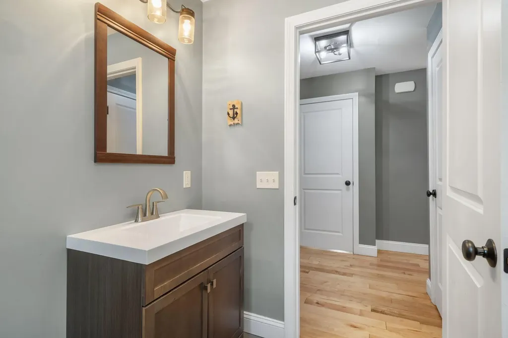 74 Arlington Avenue Westbrook ME 04092