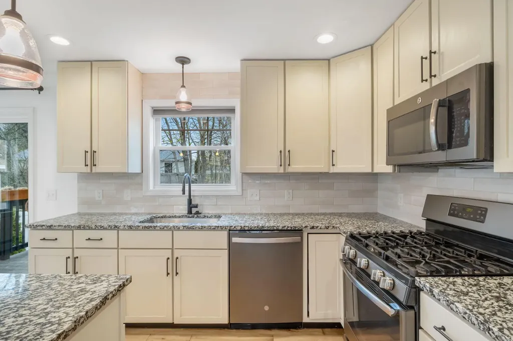 74 Arlington Avenue Westbrook ME 04092
