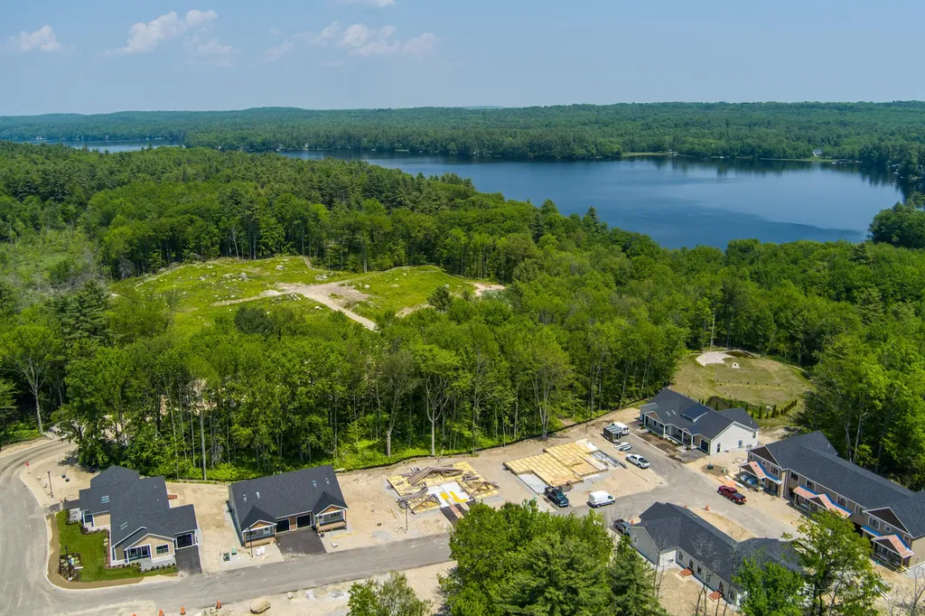 14 Daybreak Lane Windham ME 04062