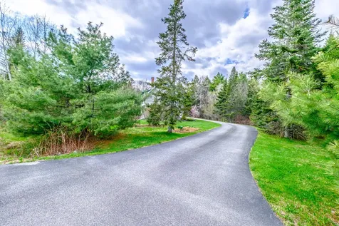 28 Cortland Road Freeport ME 04032